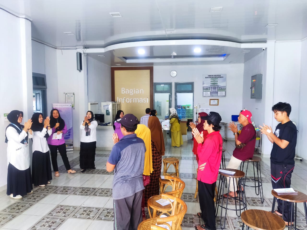 Mengungkap Tabir Misteri Demam Typoid: Cerita Penyuluhan yang Mencerahkan di Ruangan Rawat Inap Anggrek