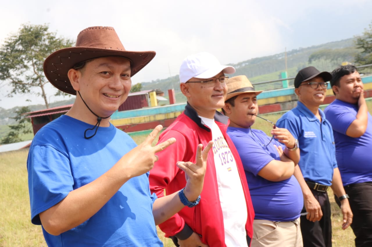 Family Gathering: Kejadiannya Sehari, Ketawanya Tiap Hari